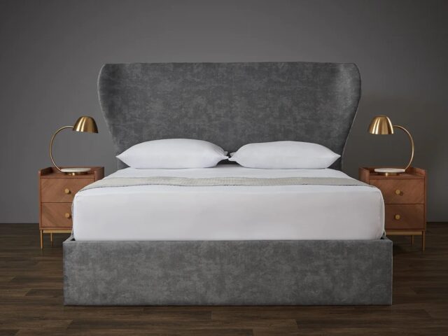Sleigh Beds